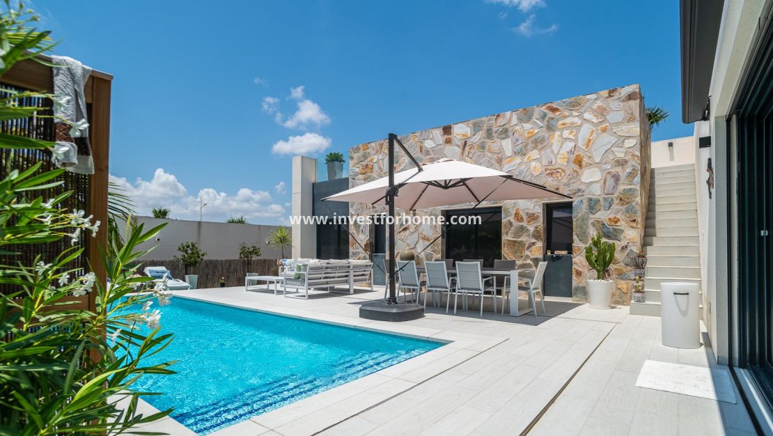 Verkoop - Villa - Algorfa - La finca Golf