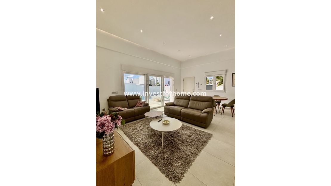 Verkoop - Villa - Benijofar - Costa Blanca