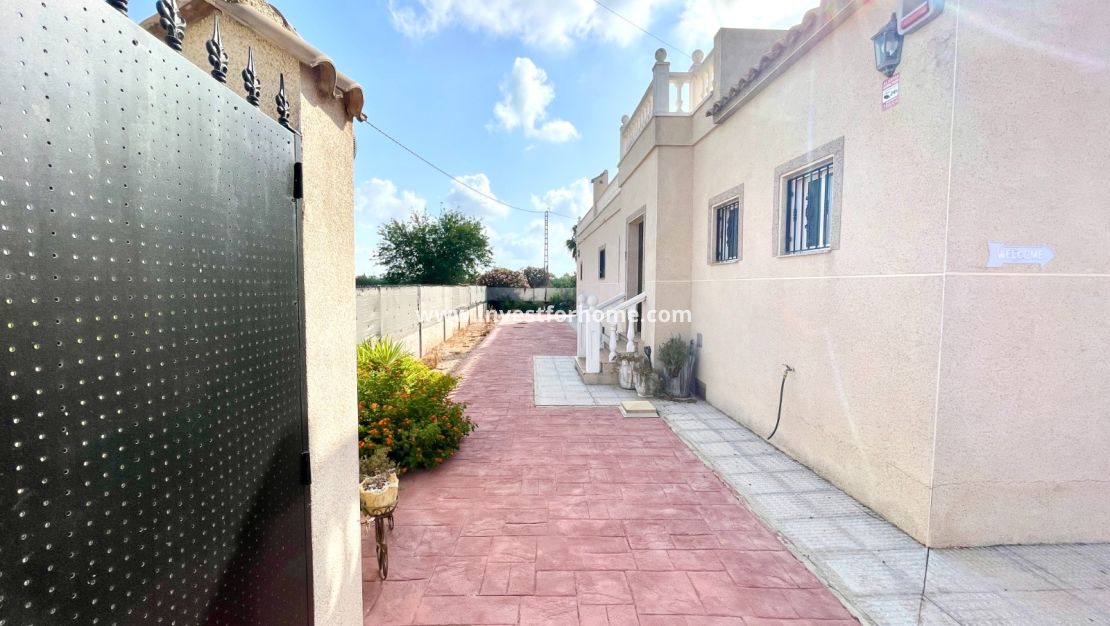 Verkoop - Villa - Catral - Costa Blanca