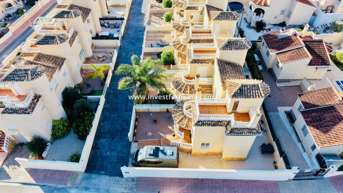 Verkoop - Villa - Ciudad Quesada - La Marquesa Golf