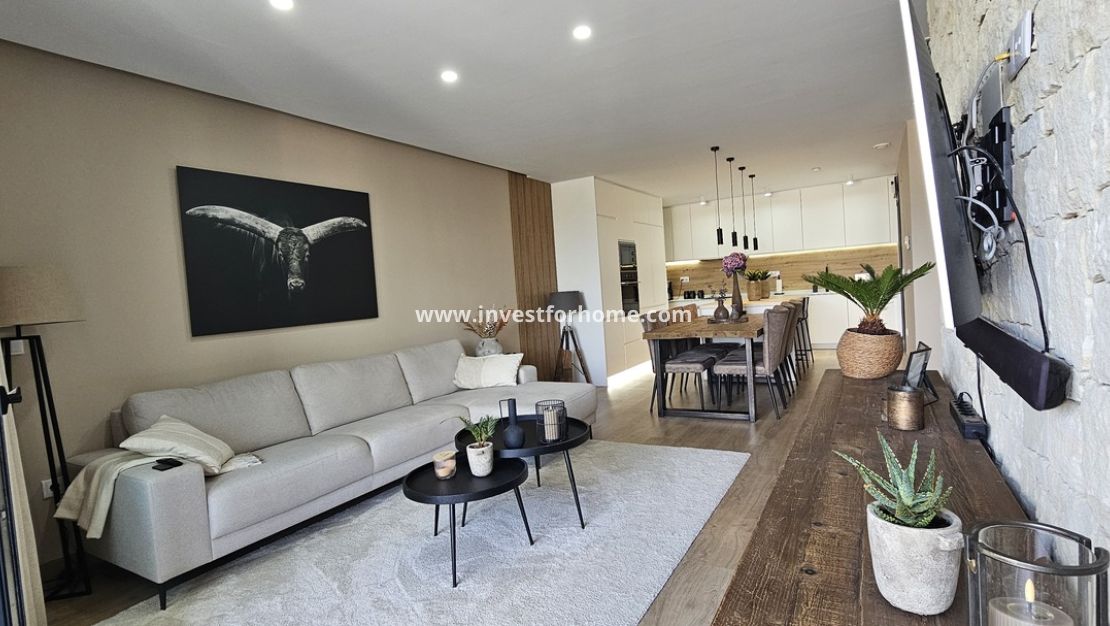 Verkoop - Villa - Dolores - Sector 4