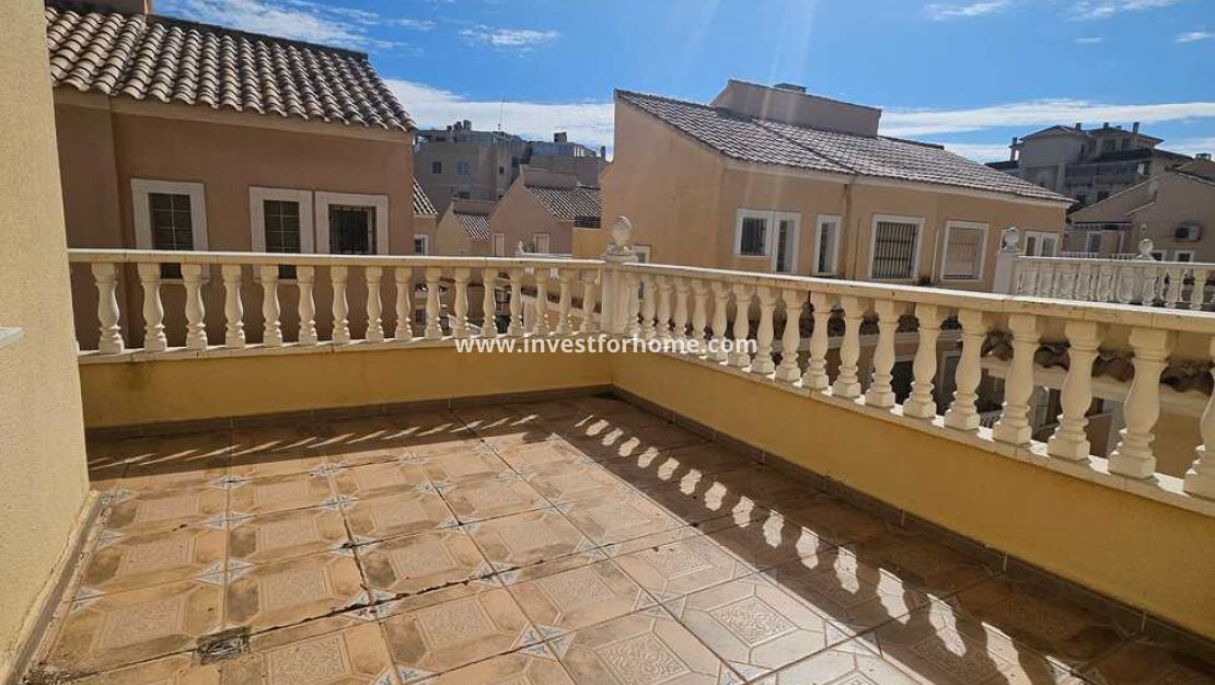 Verkoop - Villa - Guardamar del Segura - Campomar