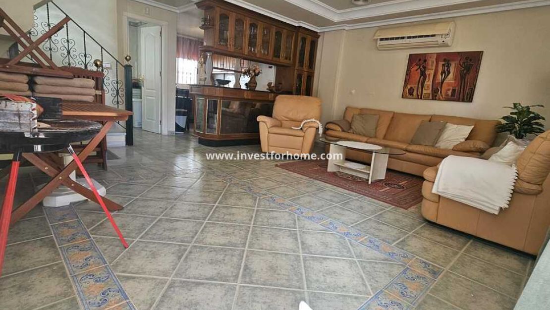 Verkoop - Villa - Guardamar del Segura - Campomar