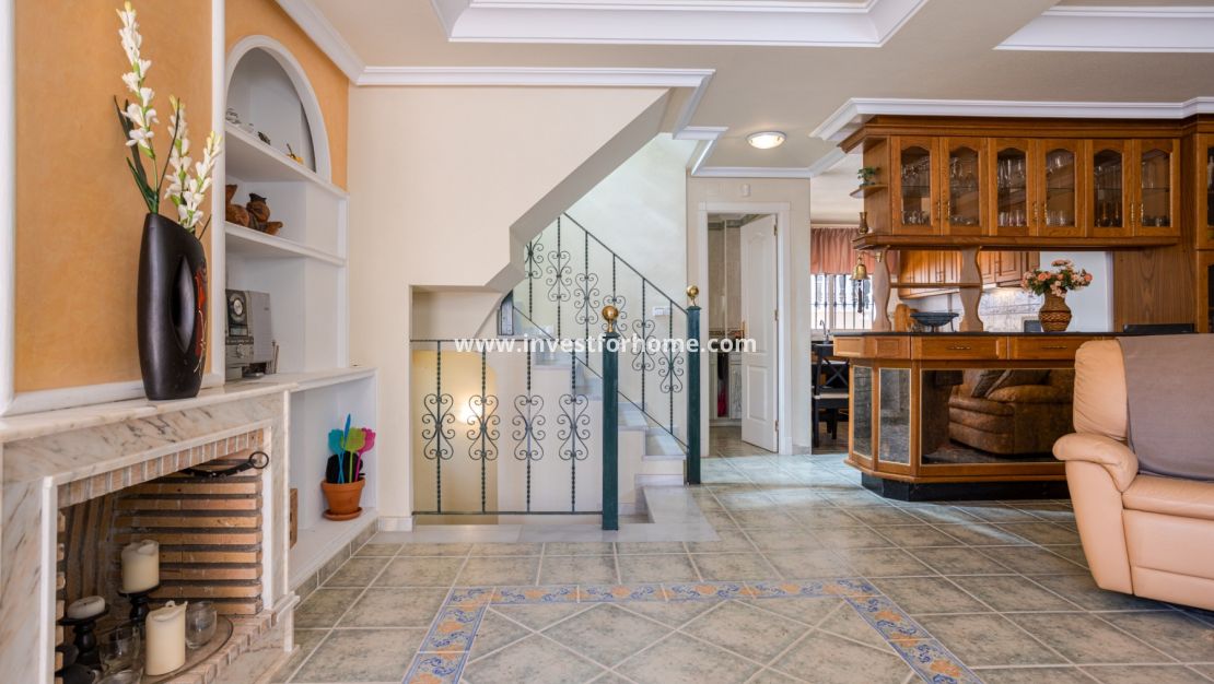 Verkoop - Villa - Guardamar del Segura - Costa Blanca