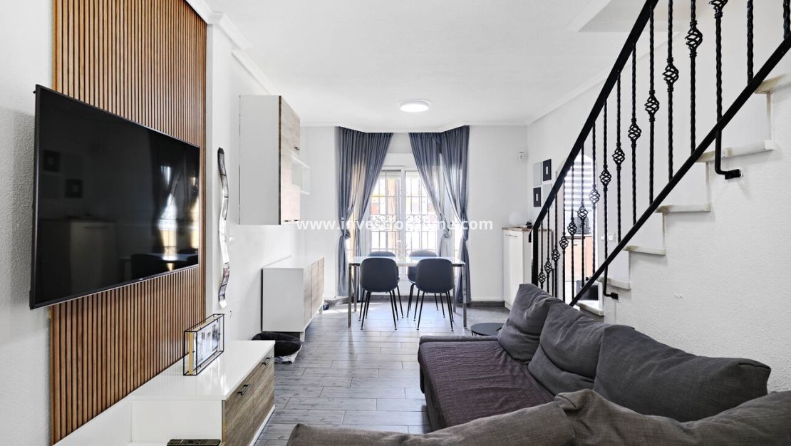 Verkoop - Villa - Guardamar del Segura - El Raso