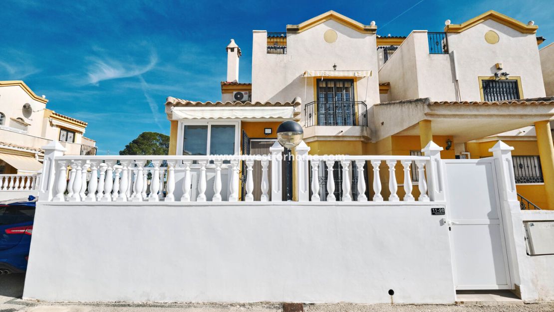 Verkoop - Villa - Guardamar del Segura - El Raso