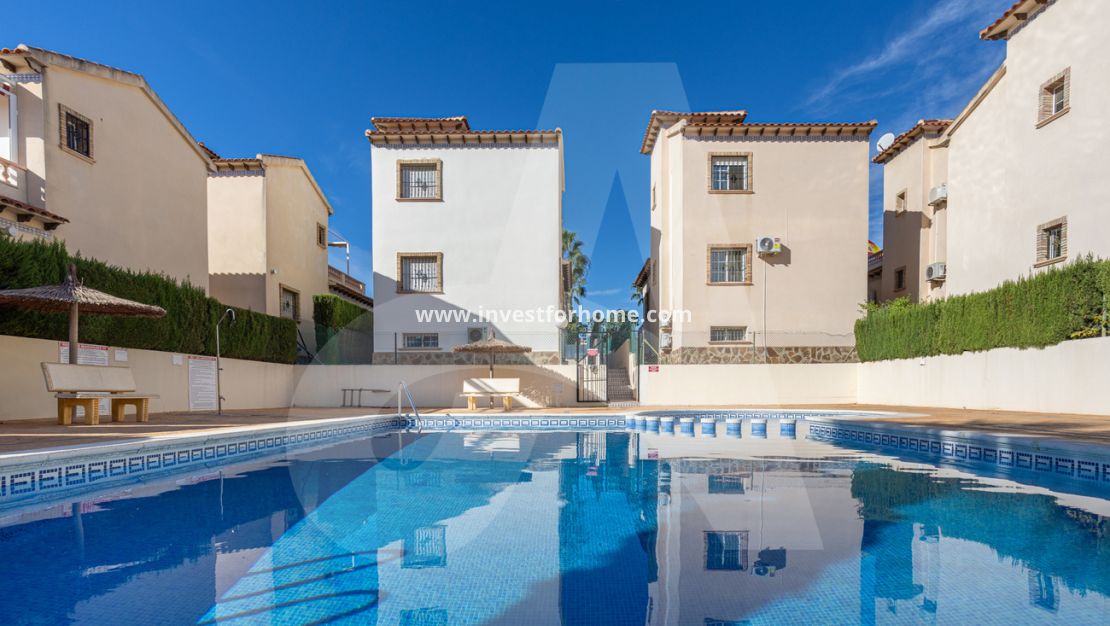 Verkoop - Villa - Guardamar del Segura - El Raso