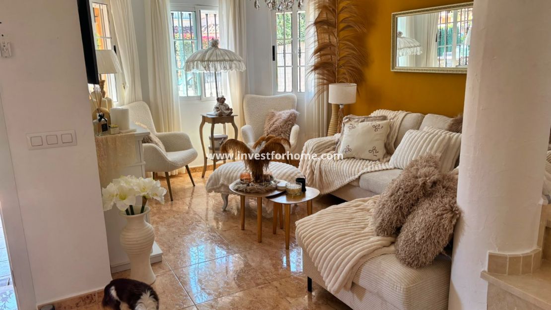 Verkoop - Villa - Guardamar del Segura - El Raso