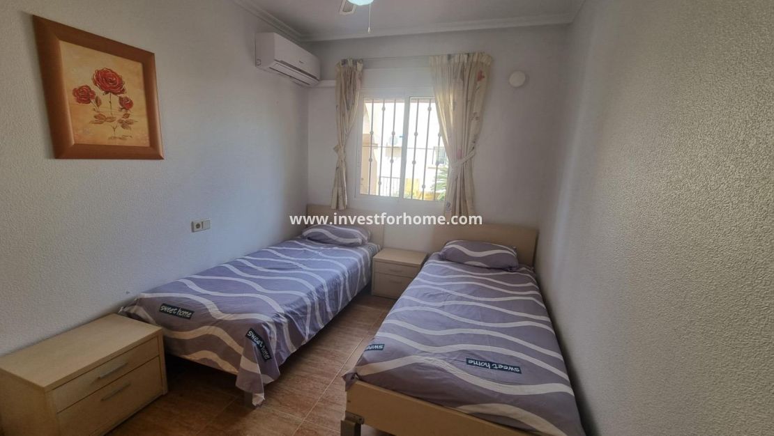 Verkoop - Villa - Guardamar del Segura - Urbanizaciones