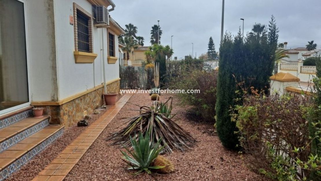 Verkoop - Villa - Hondón de las Nieves - Inland