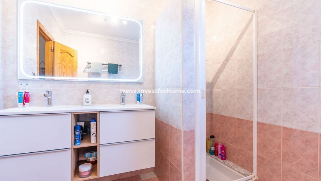 Verkoop - Villa - Hondón de las Nieves - Inland