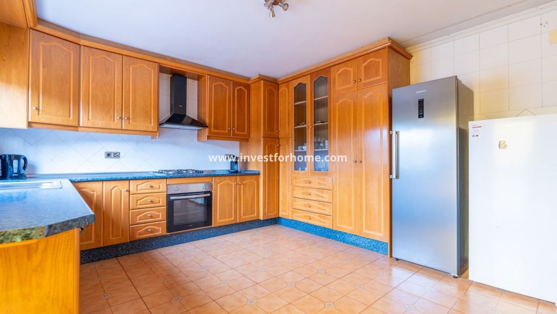 Verkoop - Villa - Hondón de las Nieves - Inland