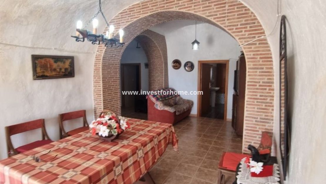 Verkoop - Villa - Hondón de las Nieves - Inland