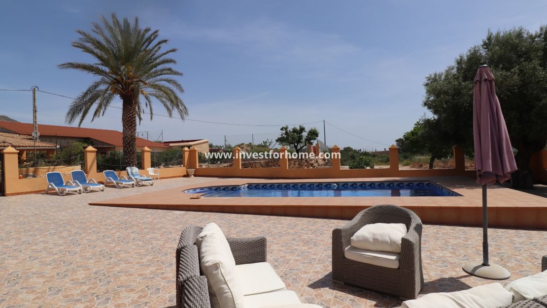 Verkoop - Villa - Hondón de las Nieves - Inland