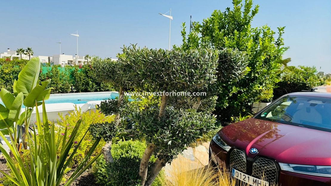 Verkoop - Villa - La Finca Golf Resort - Inland