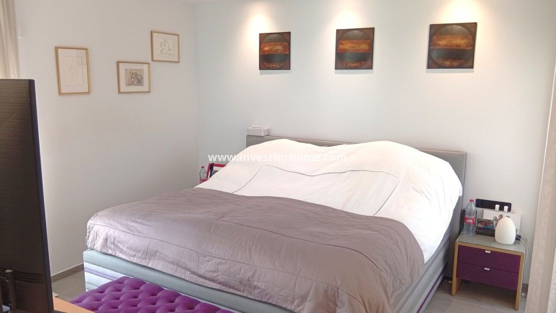 Verkoop - Villa - La Finca Golf Resort - Inland