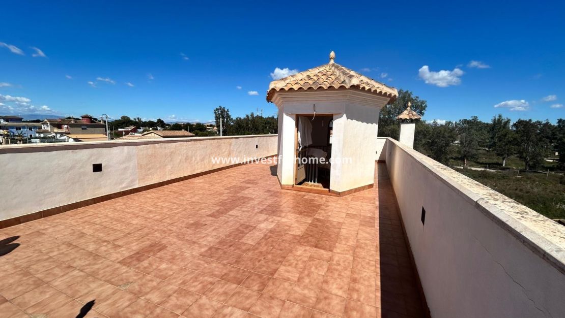 Verkoop - Villa - Los Alcázares - Las Lomas Del Rame-bahía Bella