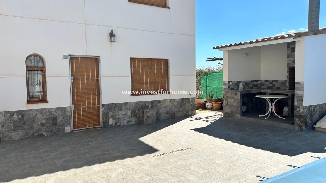 Verkoop - Villa - Los Alcázares - Las Lomas Del Rame-bahía Bella