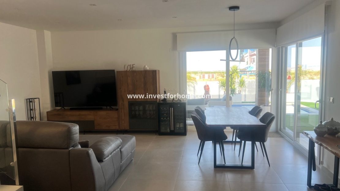 Verkoop - Villa - Los Montesinos - Costa Blanca