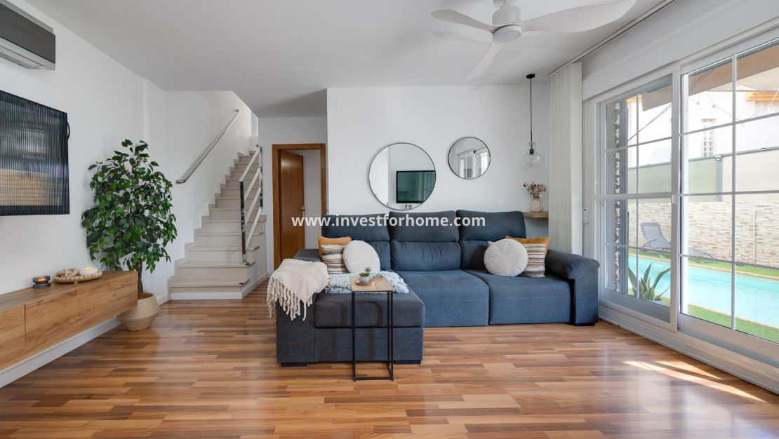 Verkoop - Villa - Los Montesinos - La Herrada