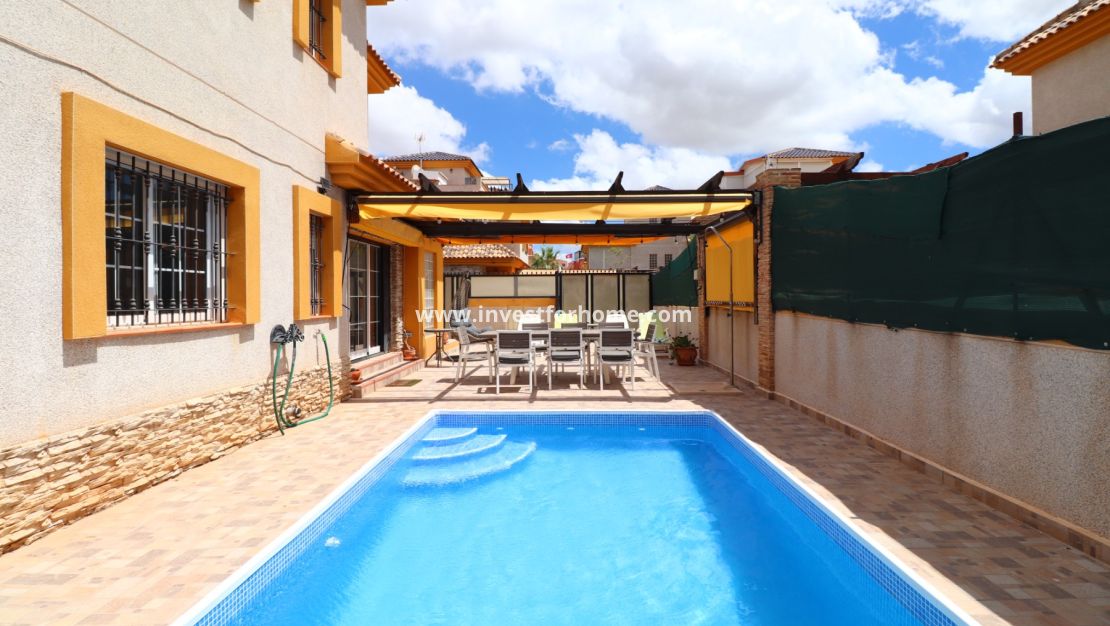 Verkoop - Villa - Los Montesinos - La Herrada