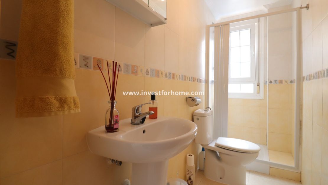 Verkoop - Villa - Los Montesinos - La Herrada