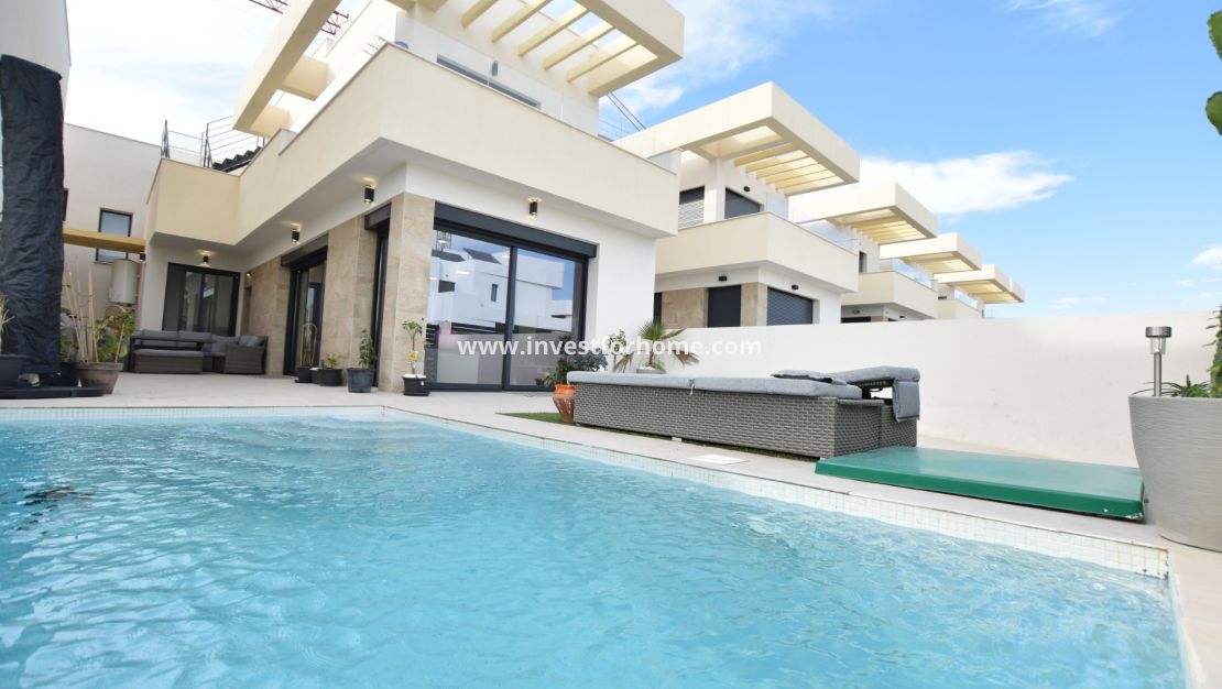 Verkoop - Villa - Los Montesinos