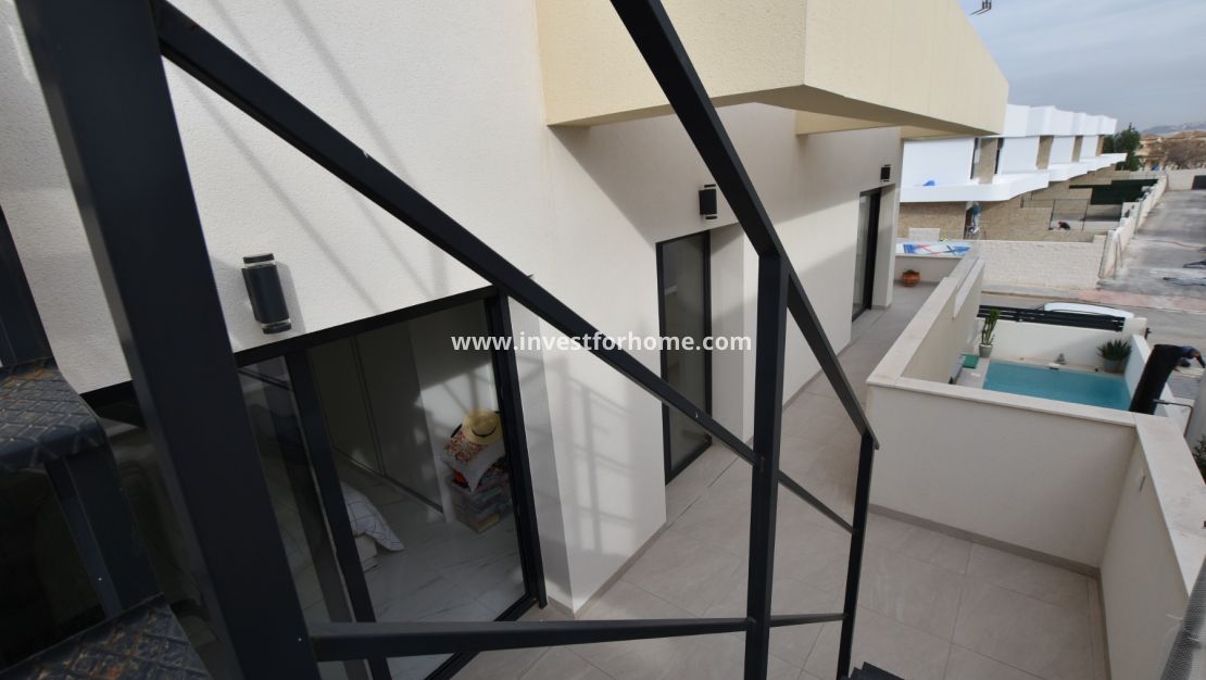Verkoop - Villa - Los Montesinos