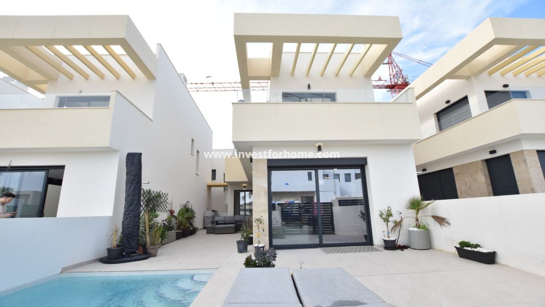 Verkoop - Villa - Los Montesinos