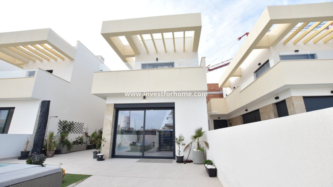 Verkoop - Villa - Los Montesinos