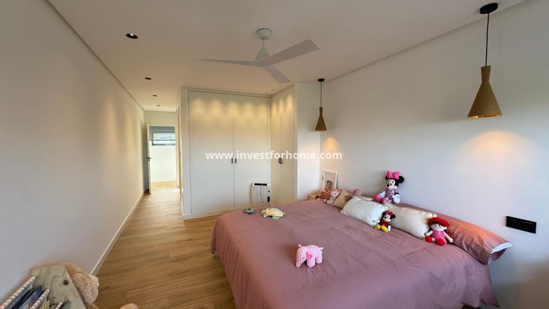 Verkoop - Villa - Orihuela Costa - Altos De Campoamor