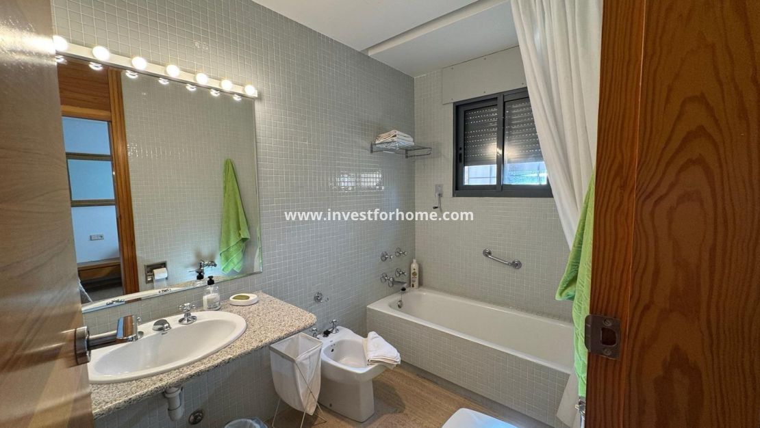 Verkoop - Villa - Orihuela Costa - Altos De Campoamor