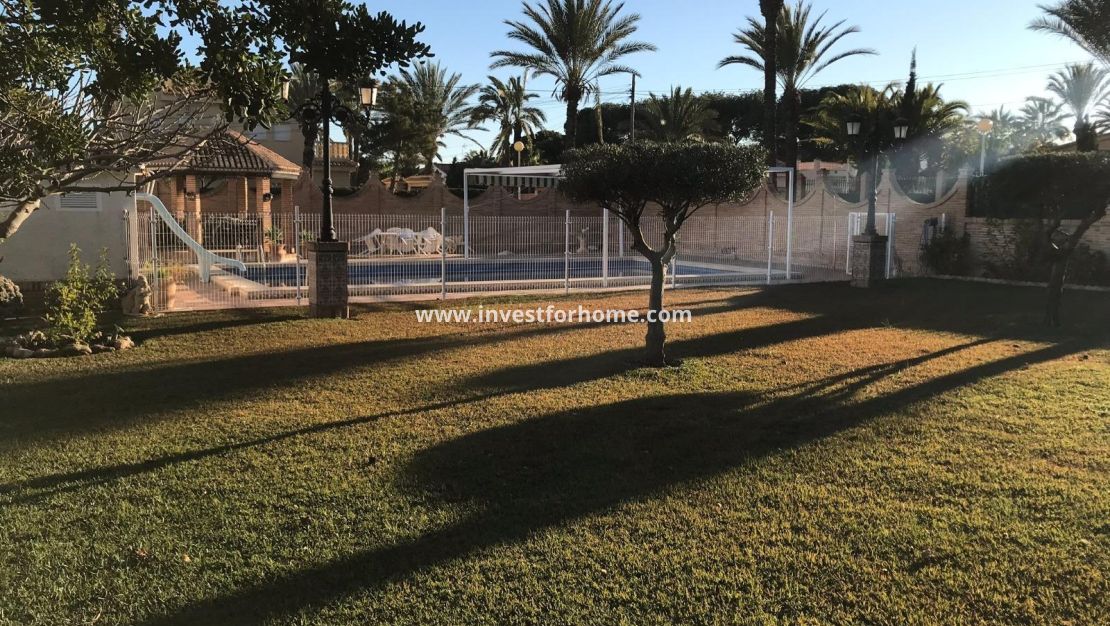 Verkoop - Villa - Orihuela Costa - Cabo Roig