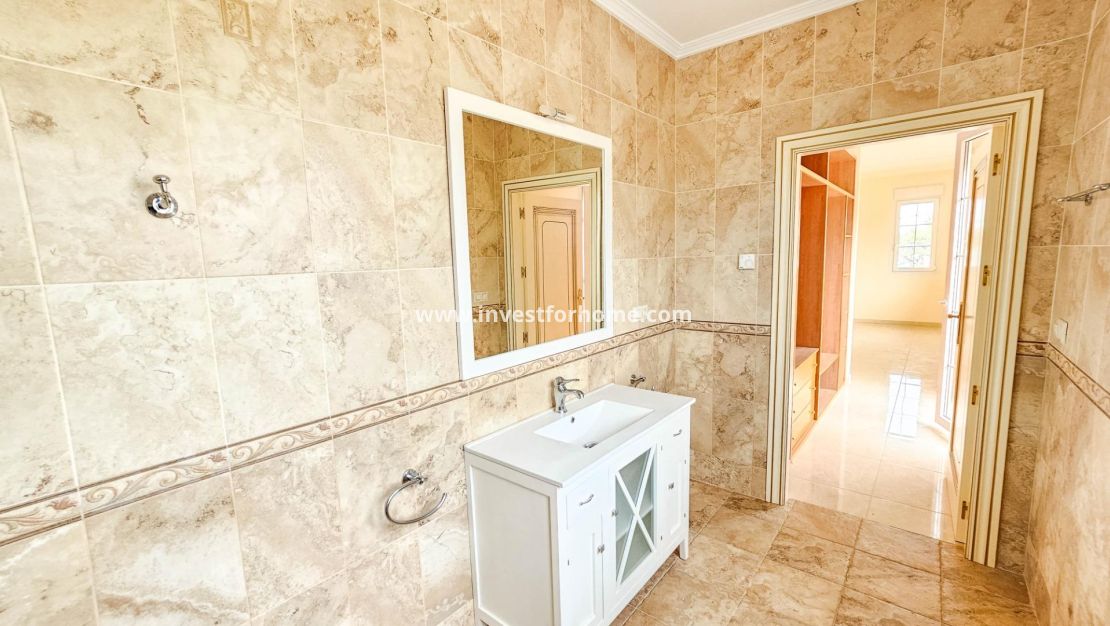 Verkoop - Villa - Orihuela Costa - Cabo Roig