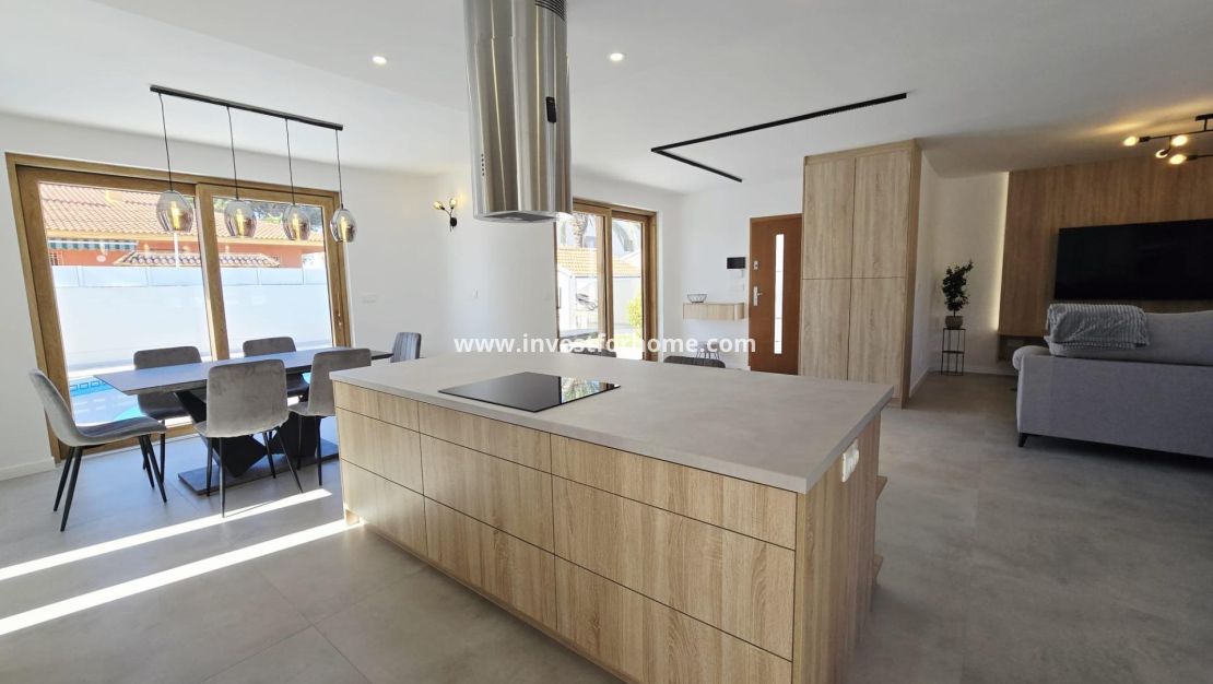 Verkoop - Villa - Orihuela Costa - Cabo Roig