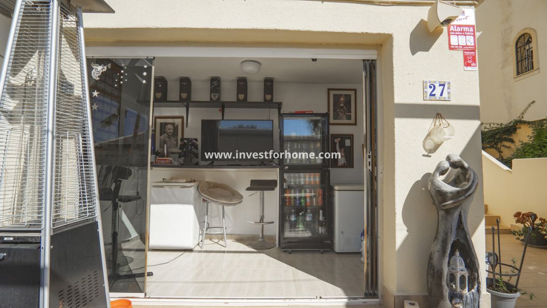 Verkoop - Villa - Orihuela Costa - Calle Mayor