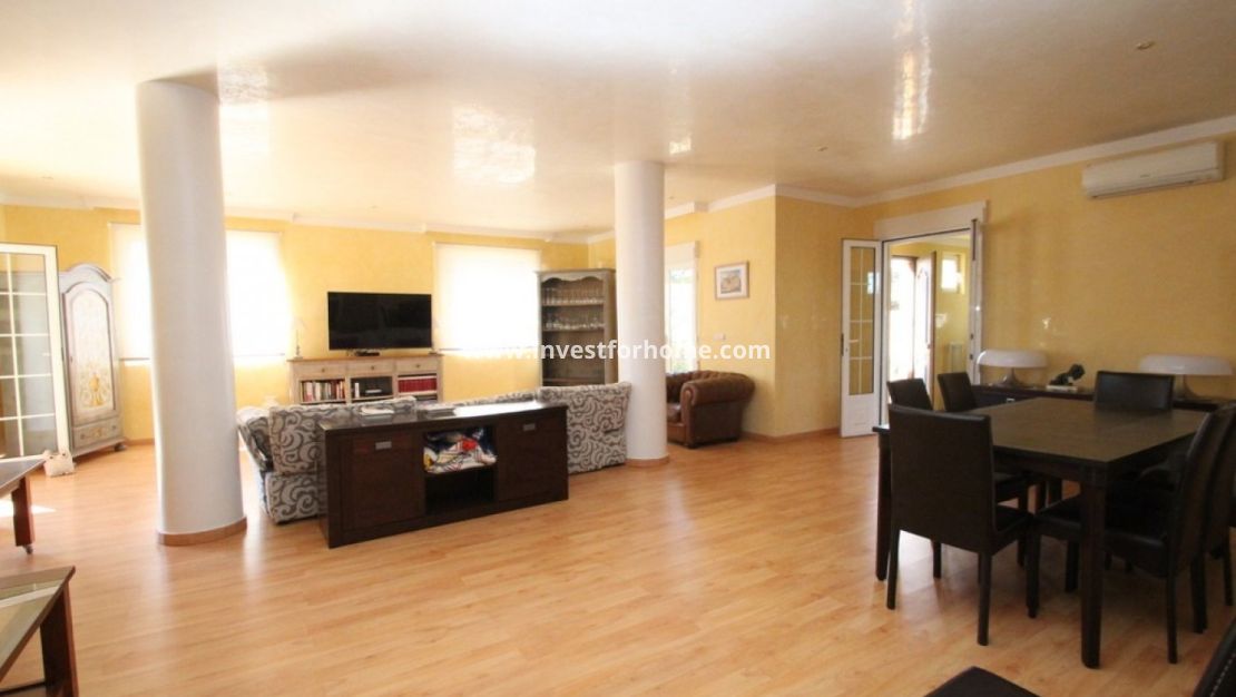 Verkoop - Villa - Orihuela Costa - Costa Blanca