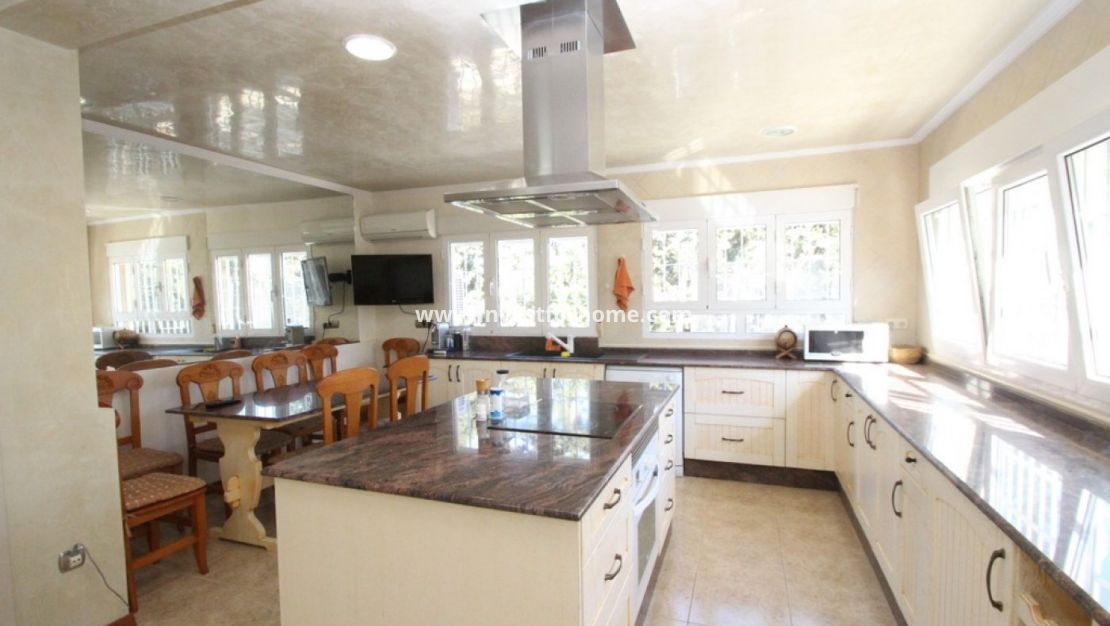 Verkoop - Villa - Orihuela Costa - Costa Blanca