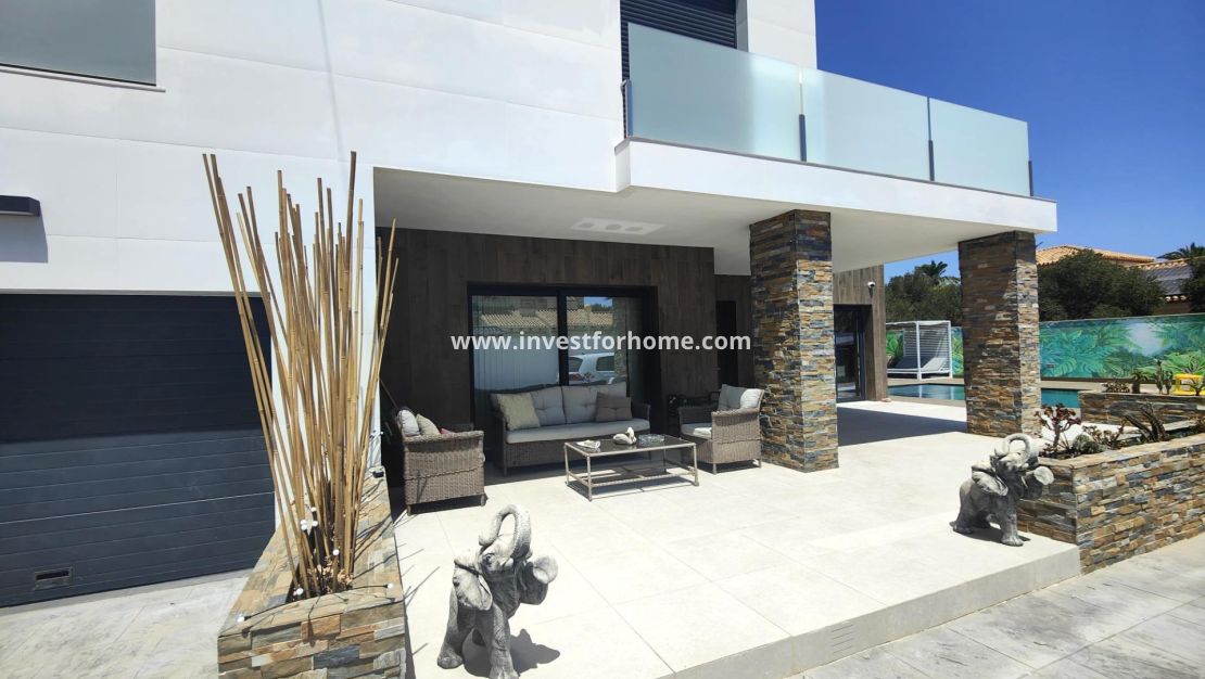 Verkoop - Villa - Orihuela Costa - Costa Blanca