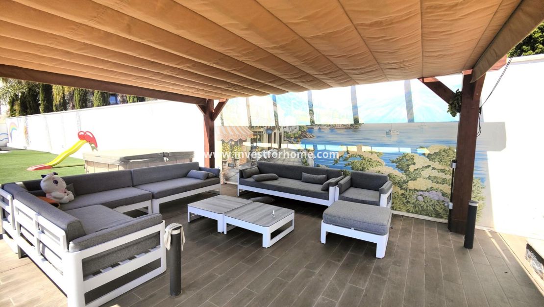 Verkoop - Villa - Orihuela Costa - Costa Blanca