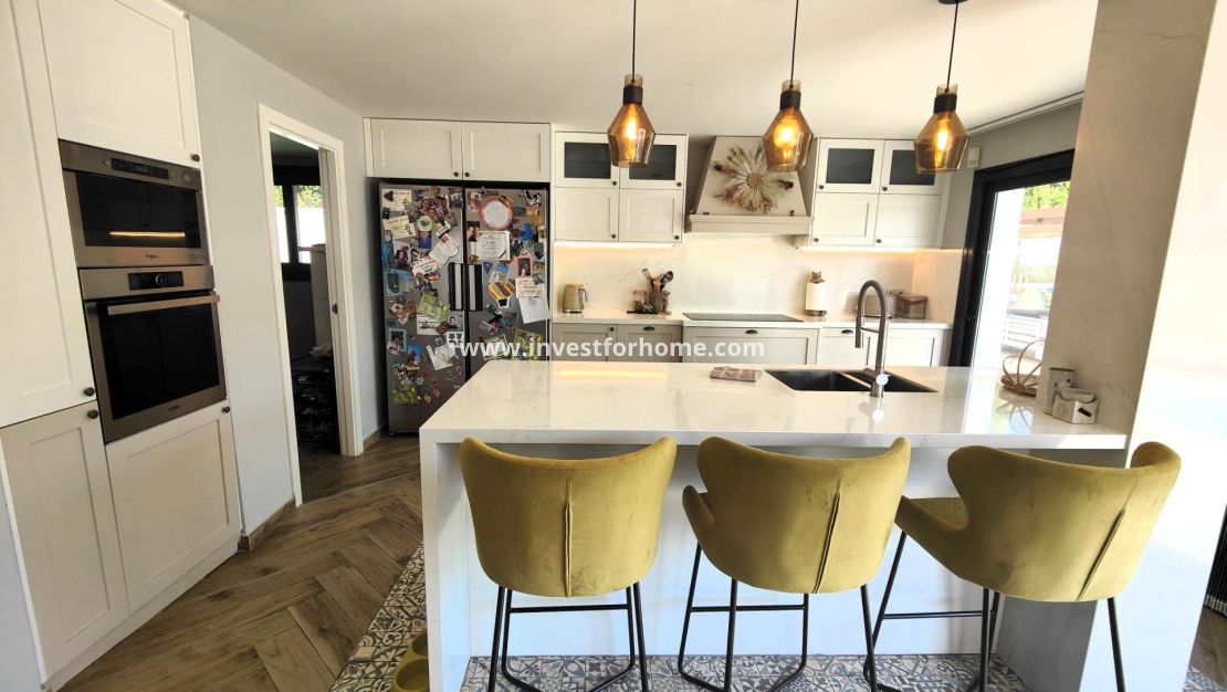 Verkoop - Villa - Orihuela Costa - Costa Blanca