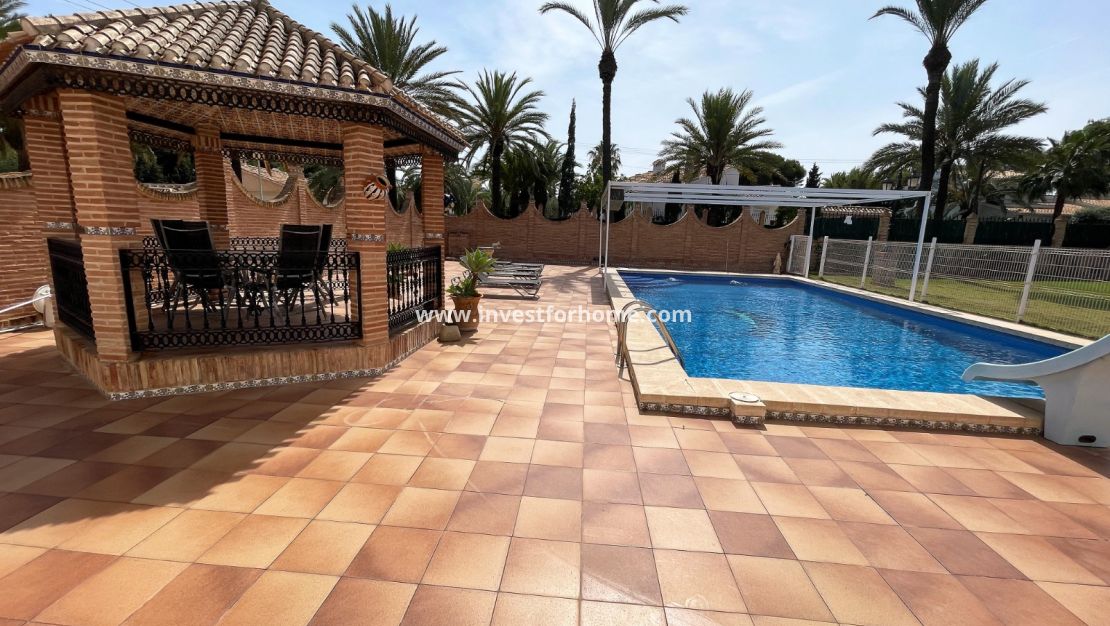 Verkoop - Villa - Orihuela Costa - Costa Blanca