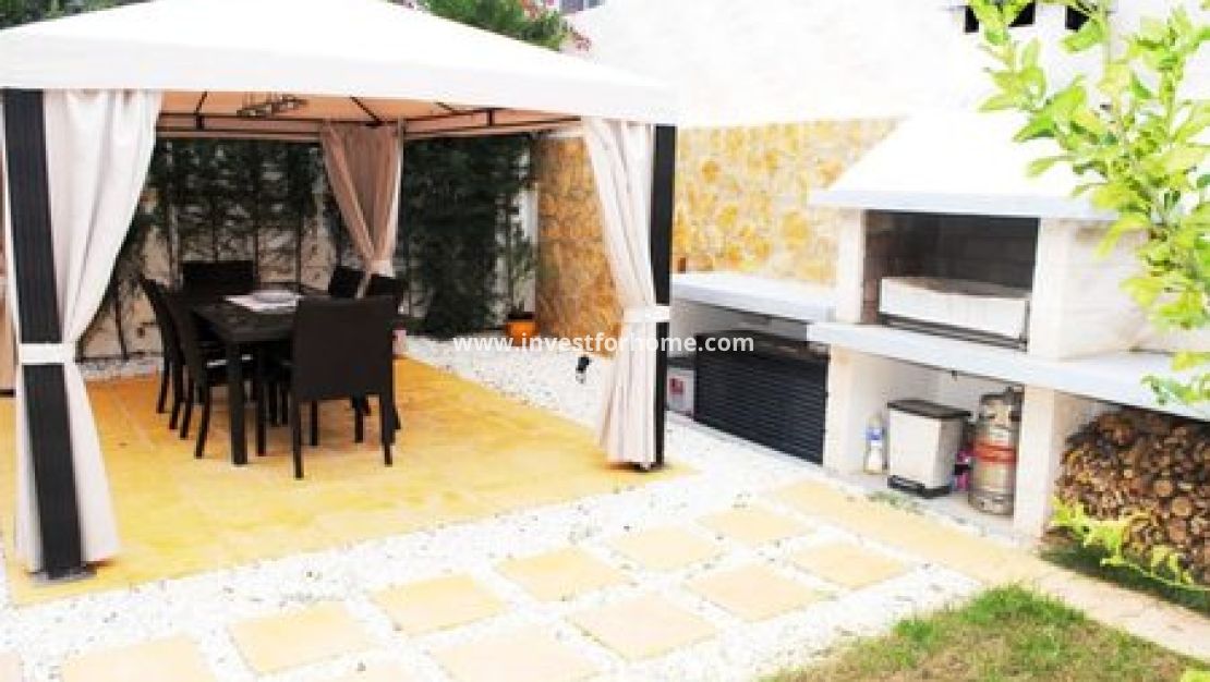 Verkoop - Villa - Orihuela Costa - Costa Blanca