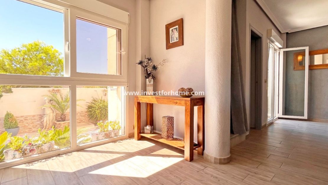 Verkoop - Villa - Orihuela Costa - Costa Blanca