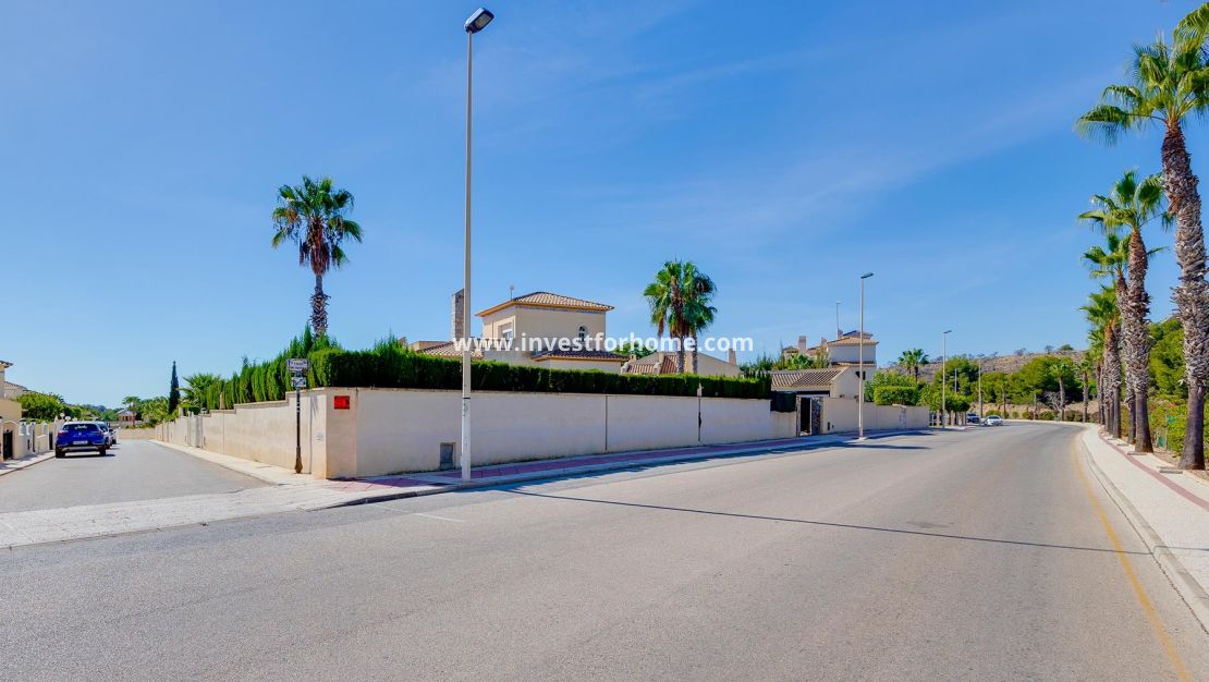 Verkoop - Villa - Orihuela Costa - Costa Blanca