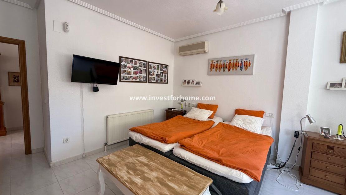 Verkoop - Villa - Orihuela Costa - Costa Blanca