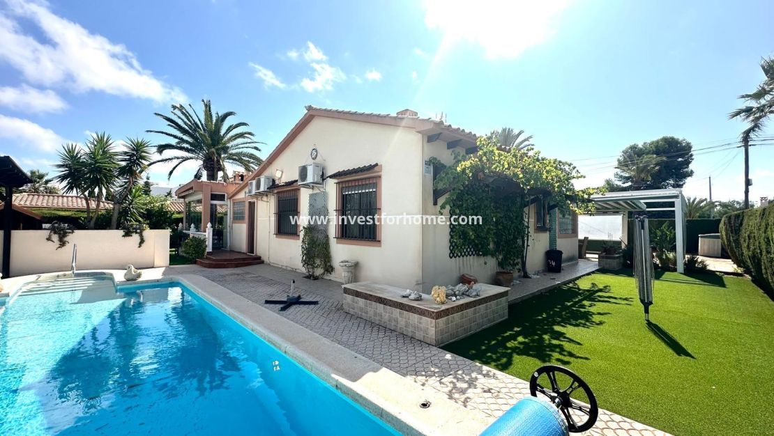 Verkoop - Villa - Orihuela Costa - Costa Blanca