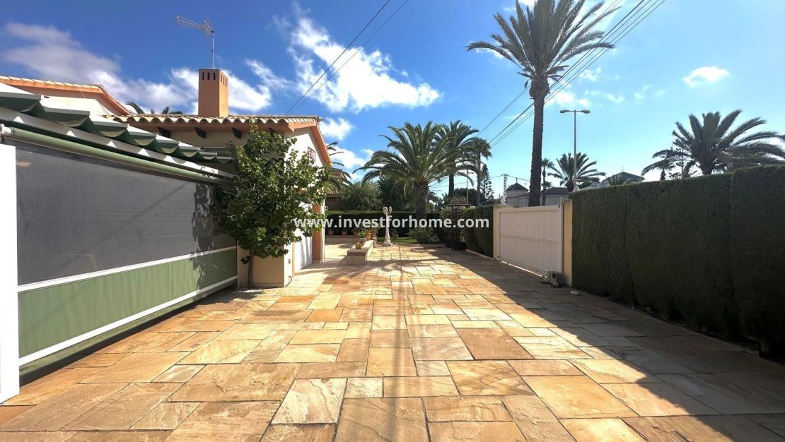 Verkoop - Villa - Orihuela Costa - Costa Blanca