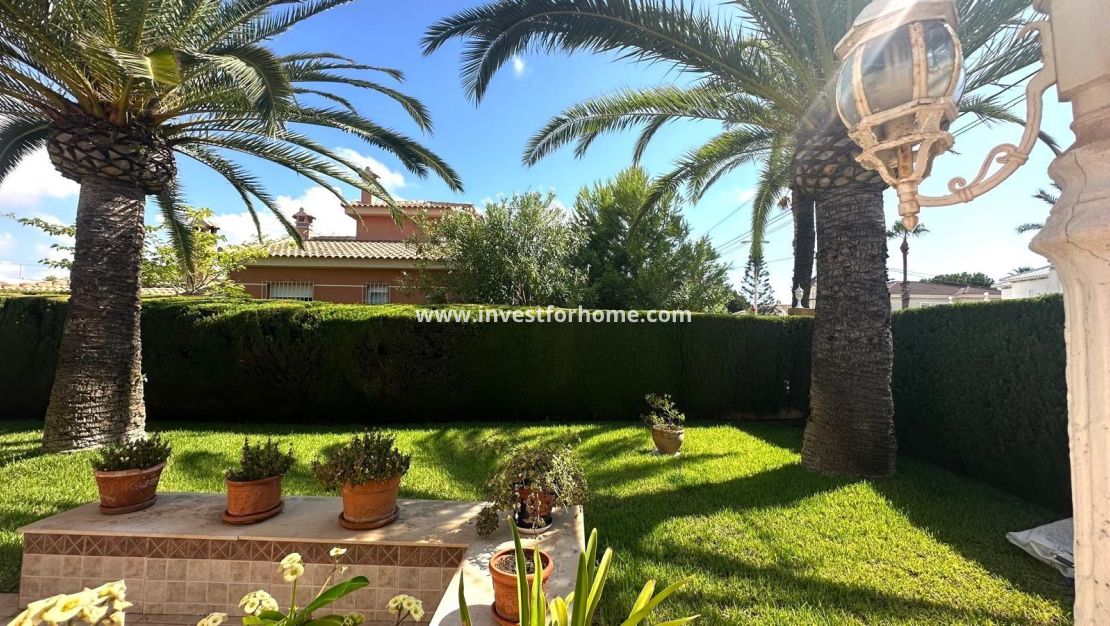 Verkoop - Villa - Orihuela Costa - Costa Blanca