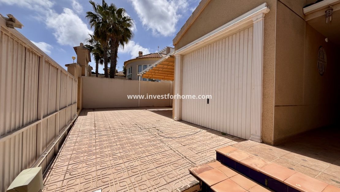 Verkoop - Villa - Orihuela Costa - Costa Blanca